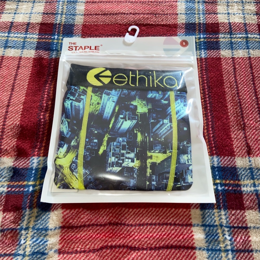 Ethika size S 10/10 condition never used